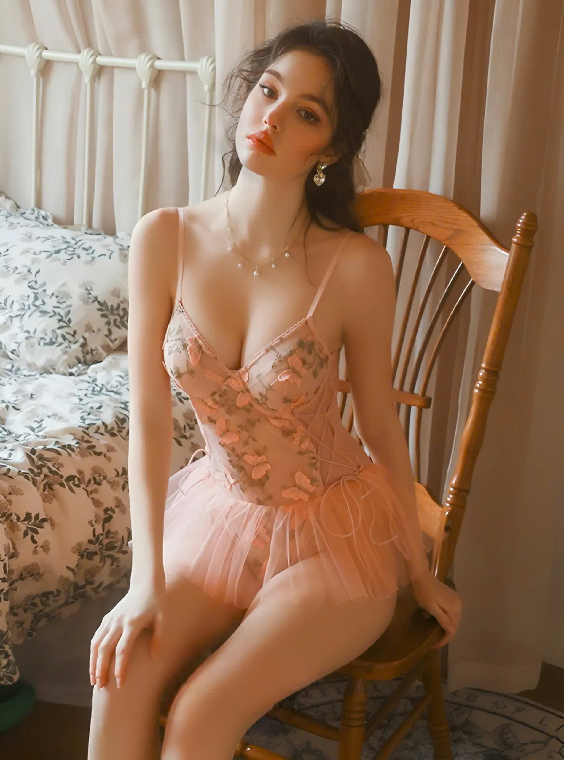 Bộ Bodysuit Ren Thuê Sexy