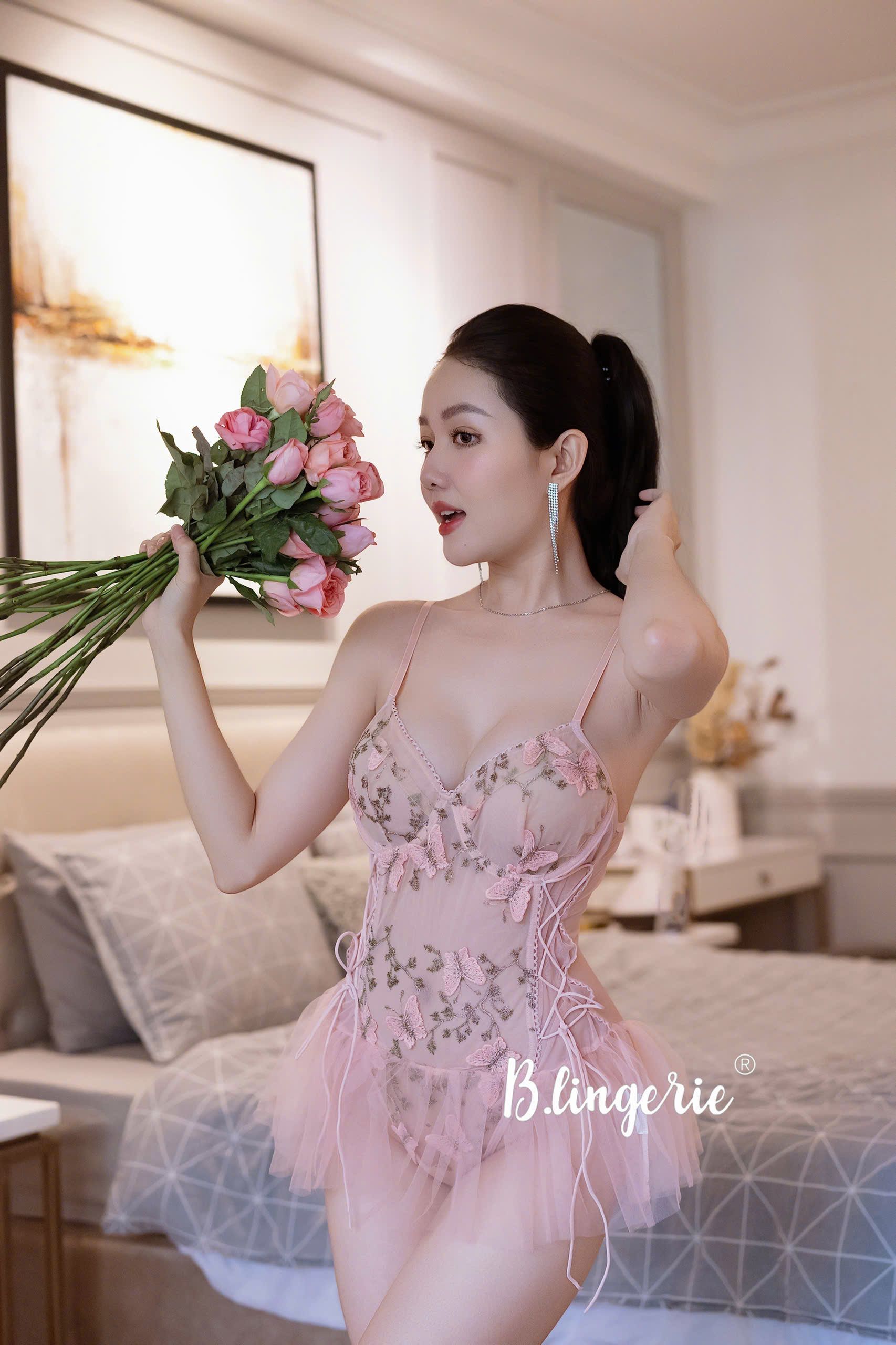 Bộ Bodysuit Ren Thuê Sexy