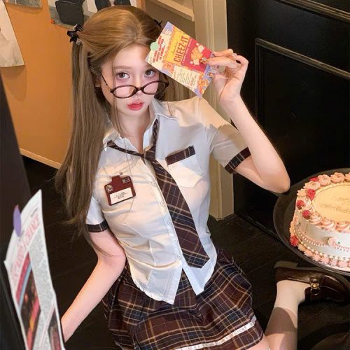 Bộ Đồ Cosplay Nữ Sinh Caro Quyến Rũ
