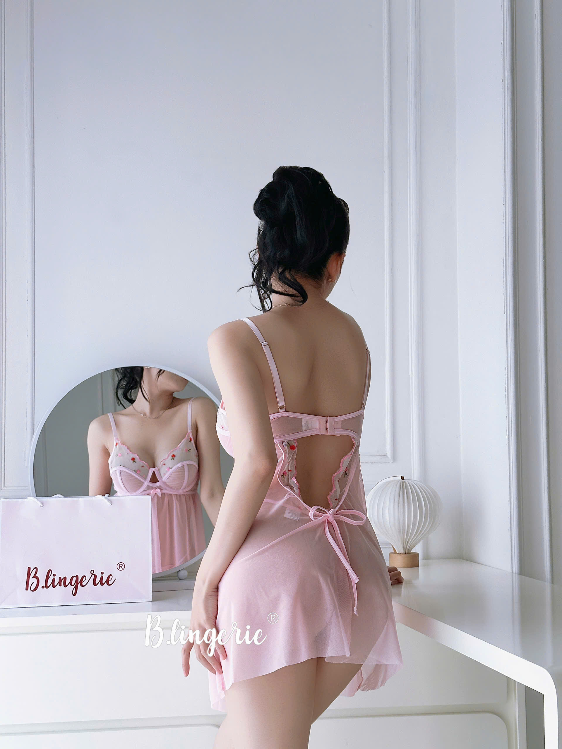 Váy Ngủ Ren Xuyên Thấu Gợi Cảm